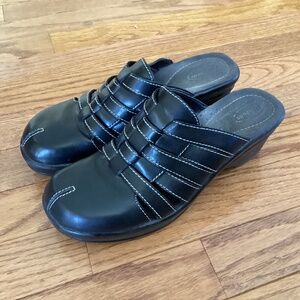 Dr. Scholl’s Brenna Black Leather Mules Clogs